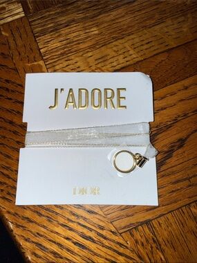 Christian Dior J’Adore Diffuser Bracelet Beauty gold cream perfume